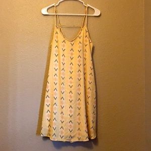 Giani Bernini Yellow above the knee relaxed dress